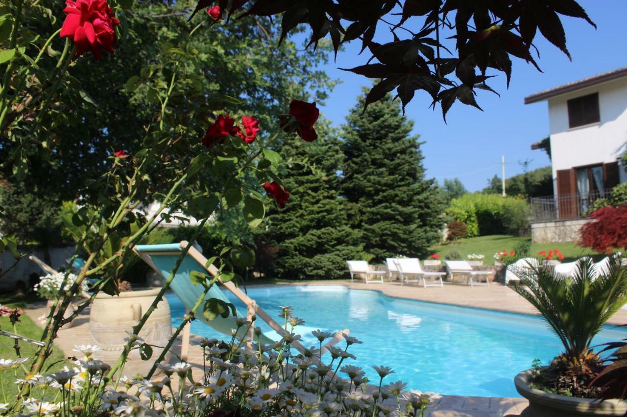 Villa Nicolai Tra Mare E Montagna Lettomanoppello Bagian luar foto